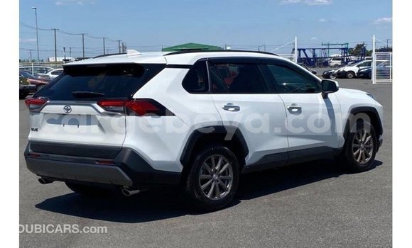 Buy Import Toyota HiAce White Truck in Import - Dubai in Ethiopia Buy Import Toyota HiAce White Truck in Import - Dubai in Ethiopia