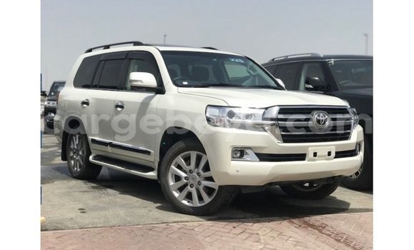 Buy Import Toyota Land Cruiser White Car in Import - Dubai in Ethiopia Buy Import Toyota Land Cruiser White Car in Import - Dubai in Ethiopia
