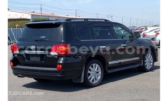 ይግዙ Imported Toyota Land Cruiser ጥቁር መኪና በ Import - Dubai በ ኢትዮጵያ ይግዙ Imported Toyota Land Cruiser ጥቁር መኪና በ Import - Dubai በ ኢትዮጵያ