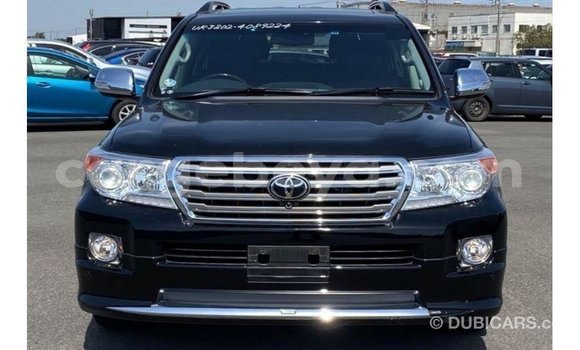 ይግዙ Imported Toyota Land Cruiser ጥቁር መኪና በ Import - Dubai በ ኢትዮጵያ ይግዙ Imported Toyota Land Cruiser ጥቁር መኪና በ Import - Dubai በ ኢትዮጵያ