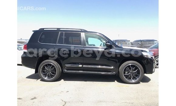 ይግዙ Imported Toyota Land Cruiser ጥቁር መኪና በ Import - Dubai በ ኢትዮጵያ ይግዙ Imported Toyota Land Cruiser ጥቁር መኪና በ Import - Dubai በ ኢትዮጵያ
