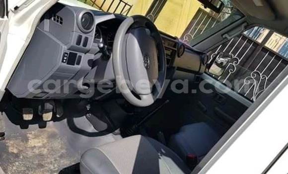 Buy Used Toyota Land Cruiser White Car in Addis–Ababa in Ethiopia Buy Used Toyota Land Cruiser White Car in Addis–Ababa in Ethiopia