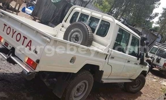 Buy Used Toyota Land Cruiser White Car in Addis–Ababa in Ethiopia Buy Used Toyota Land Cruiser White Car in Addis–Ababa in Ethiopia