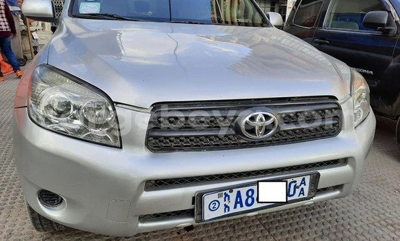 Buy Used Toyota RAV4 Silver Car in Addis–Ababa in Ethiopia Buy Used Toyota RAV4 Silver Car in Addis–Ababa in Ethiopia