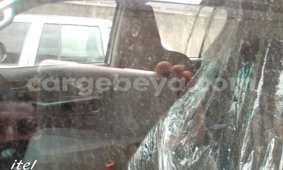 Buy Used Toyota Hilux Silver Car in Addis–Ababa in Ethiopia Buy Used Toyota Hilux Silver Car in Addis–Ababa in Ethiopia