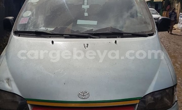 Buy Used Toyota Dolphin Silver Car in Addis–Ababa in Ethiopia Buy Used Toyota Dolphin Silver Car in Addis–Ababa in Ethiopia