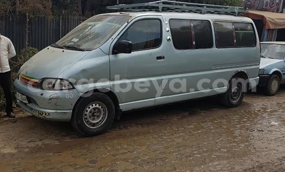 Buy Used Toyota Dolphin Silver Car in Addis–Ababa in Ethiopia Buy Used Toyota Dolphin Silver Car in Addis–Ababa in Ethiopia