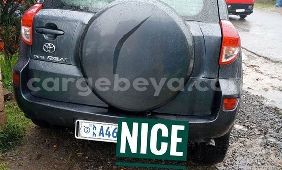 Buy Used Toyota RAV4 Black Car in Addis–Ababa in Ethiopia Buy Used Toyota RAV4 Black Car in Addis–Ababa in Ethiopia