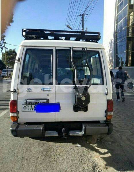 Big with watermark toyota land cruiser ethiopia addis ababa 7780