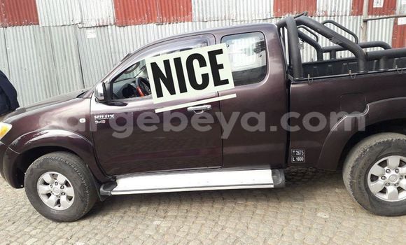 Buy Used Toyota Hilux Red Car in Addis–Ababa in Ethiopia Buy Used Toyota Hilux Red Car in Addis–Ababa in Ethiopia