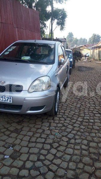 Big with watermark toyota vitz ethiopia addis ababa 7815