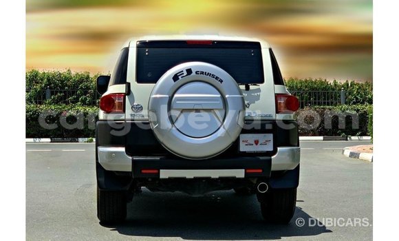 Buy Import Toyota FJ Cruiser White Car in Import - Dubai in Ethiopia Buy Import Toyota FJ Cruiser White Car in Import - Dubai in Ethiopia
