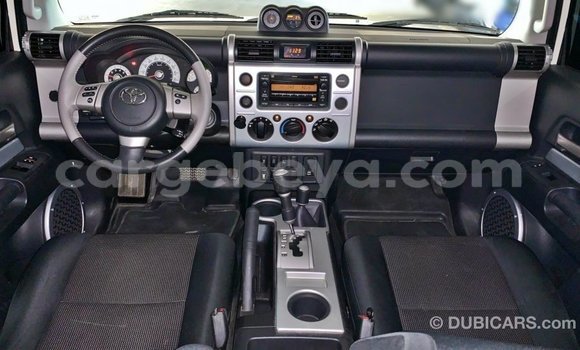 Buy Import Toyota FJ Cruiser White Car in Import - Dubai in Ethiopia Buy Import Toyota FJ Cruiser White Car in Import - Dubai in Ethiopia