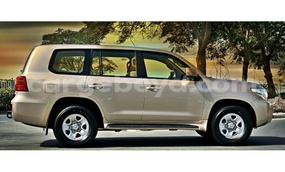 ይግዙ Imported Toyota Land Cruiser ሌላ መኪና በ Import - Dubai በ ኢትዮጵያ ይግዙ Imported Toyota Land Cruiser ሌላ መኪና በ Import - Dubai በ ኢትዮጵያ