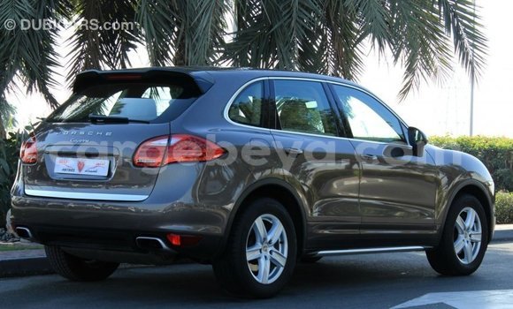 ይግዙ Imported Porsche Cayenne ብናማ መኪና በ Import - Dubai በ ኢትዮጵያ ይግዙ Imported Porsche Cayenne ብናማ መኪና በ Import - Dubai በ ኢትዮጵያ