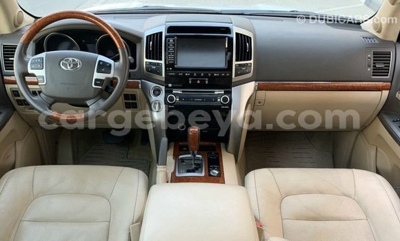 Buy Import Toyota Land Cruiser White Car in Import - Dubai in Ethiopia Buy Import Toyota Land Cruiser White Car in Import - Dubai in Ethiopia