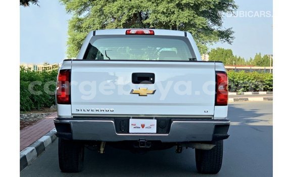 ይግዙ Imported Chevrolet Silverado ነጭ መኪና በ Import - Dubai በ ኢትዮጵያ ይግዙ Imported Chevrolet Silverado ነጭ መኪና በ Import - Dubai በ ኢትዮጵያ
