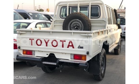 Buy Import Toyota Land Cruiser White Car in Import - Dubai in Ethiopia Buy Import Toyota Land Cruiser White Car in Import - Dubai in Ethiopia