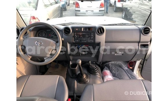 Buy Import Toyota Land Cruiser White Car in Import - Dubai in Ethiopia Buy Import Toyota Land Cruiser White Car in Import - Dubai in Ethiopia