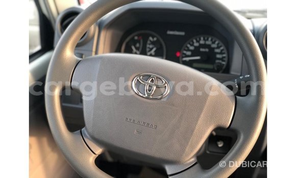 Buy Import Toyota Land Cruiser White Car in Import - Dubai in Ethiopia Buy Import Toyota Land Cruiser White Car in Import - Dubai in Ethiopia