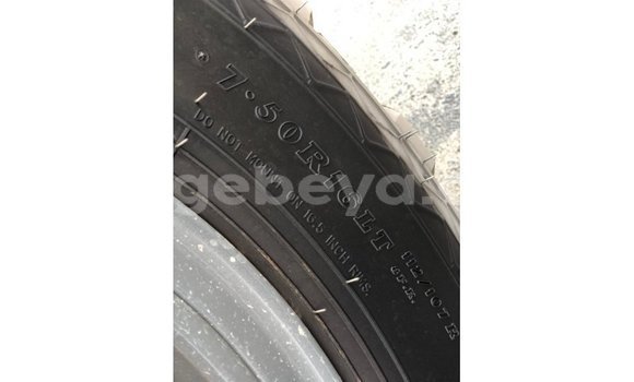 Buy Import Toyota Land Cruiser White Car in Import - Dubai in Ethiopia Buy Import Toyota Land Cruiser White Car in Import - Dubai in Ethiopia