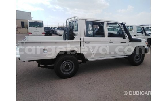 Buy Import Toyota Land Cruiser White Car in Import - Dubai in Ethiopia Buy Import Toyota Land Cruiser White Car in Import - Dubai in Ethiopia
