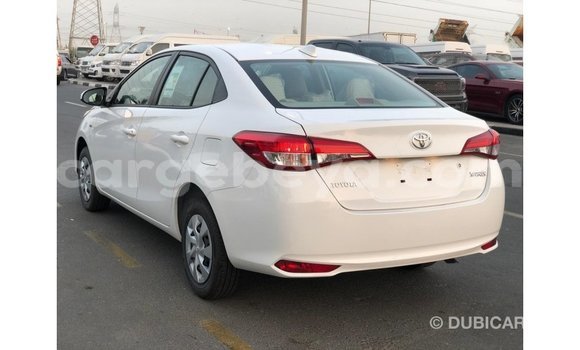 Buy Import Toyota DA White Truck in Import - Dubai in Ethiopia Buy Import Toyota DA White Truck in Import - Dubai in Ethiopia
