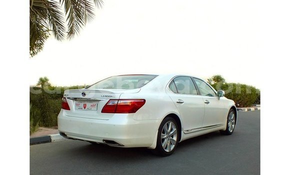 ይግዙ Imported Lexus LS ነጭ መኪና በ Import - Dubai በ ኢትዮጵያ ይግዙ Imported Lexus LS ነጭ መኪና በ Import - Dubai በ ኢትዮጵያ