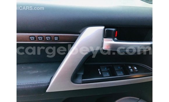 Buy Import Toyota DA Black Truck in Import - Dubai in Ethiopia Buy Import Toyota DA Black Truck in Import - Dubai in Ethiopia