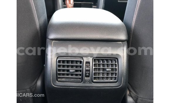 Acheter Import Voiture Toyota Camry Blanc à Import - Dubai, Ethiopie Acheter Import Voiture Toyota Camry Blanc à Import - Dubai, Ethiopie