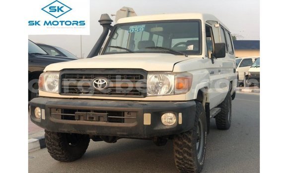 Buy Import Toyota Land Cruiser White Car in Import - Dubai in Ethiopia Buy Import Toyota Land Cruiser White Car in Import - Dubai in Ethiopia