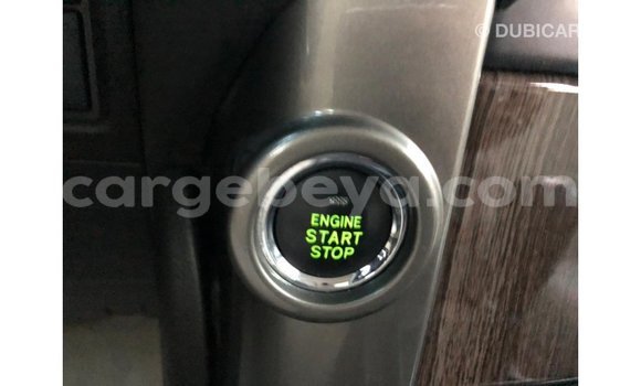 Acheter Import Voiture Toyota Prado Blanc à Import - Dubai, Ethiopie Acheter Import Voiture Toyota Prado Blanc à Import - Dubai, Ethiopie