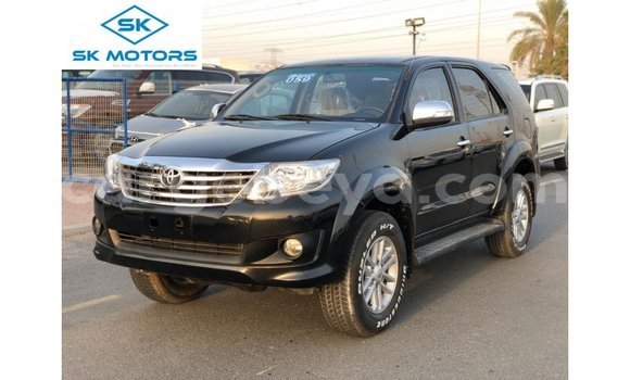 Acheter Import Voiture Toyota Fortuner Noir à Import - Dubai, Ethiopie Acheter Import Voiture Toyota Fortuner Noir à Import - Dubai, Ethiopie