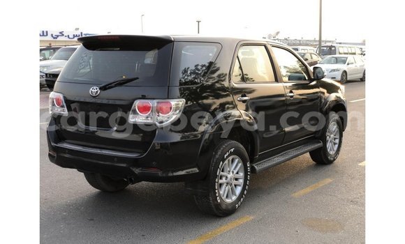 Acheter Import Voiture Toyota Fortuner Noir à Import - Dubai, Ethiopie Acheter Import Voiture Toyota Fortuner Noir à Import - Dubai, Ethiopie