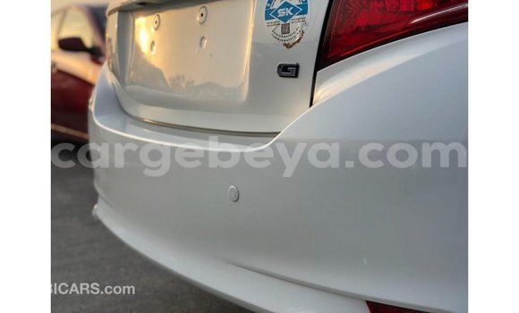 Buy Import Toyota Yaris White Car in Import - Dubai in Ethiopia Buy Import Toyota Yaris White Car in Import - Dubai in Ethiopia