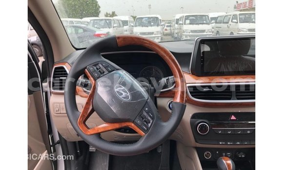 Buy Import Hyundai Tucson White Car in Import - Dubai in Ethiopia Buy Import Hyundai Tucson White Car in Import - Dubai in Ethiopia