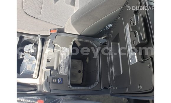 Acheter Import Voiture Toyota Land Cruiser Noir à Import - Dubai, Ethiopie Acheter Import Voiture Toyota Land Cruiser Noir à Import - Dubai, Ethiopie