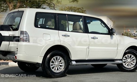 Buy Import Mitsubishi Pajero White Car in Import - Dubai in Ethiopia Buy Import Mitsubishi Pajero White Car in Import - Dubai in Ethiopia