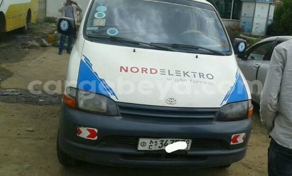 Buy Used Toyota Hiace White Car in Addis–Ababa in Ethiopia Buy Used Toyota Hiace White Car in Addis–Ababa in Ethiopia
