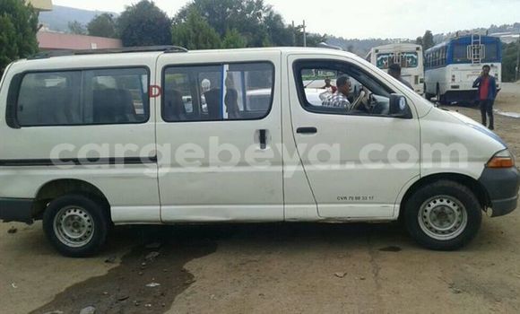 Buy Used Toyota Hiace White Car in Addis–Ababa in Ethiopia Buy Used Toyota Hiace White Car in Addis–Ababa in Ethiopia