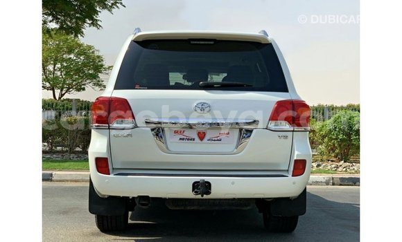 Buy Import Toyota Land Cruiser White Car in Import - Dubai in Ethiopia Buy Import Toyota Land Cruiser White Car in Import - Dubai in Ethiopia