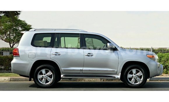 ይግዙ Imported Toyota Land Cruiser ሌላ መኪና በ Import - Dubai በ ኢትዮጵያ ይግዙ Imported Toyota Land Cruiser ሌላ መኪና በ Import - Dubai በ ኢትዮጵያ