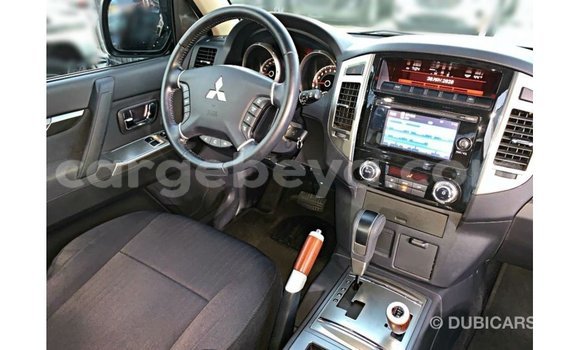 Buy Import Mitsubishi Pajero White Car in Import - Dubai in Ethiopia Buy Import Mitsubishi Pajero White Car in Import - Dubai in Ethiopia