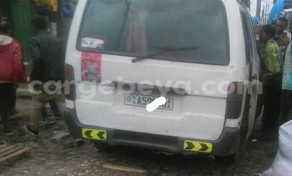 Buy Used Toyota Hiace White Car in Addis–Ababa in Ethiopia Buy Used Toyota Hiace White Car in Addis–Ababa in Ethiopia