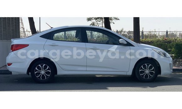 ይግዙ Imported Hyundai Accent ነጭ መኪና በ Import - Dubai በ ኢትዮጵያ ይግዙ Imported Hyundai Accent ነጭ መኪና በ Import - Dubai በ ኢትዮጵያ