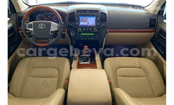 ይግዙ Imported Toyota Land Cruiser ሌላ መኪና በ Import - Dubai በ ኢትዮጵያ ይግዙ Imported Toyota Land Cruiser ሌላ መኪና በ Import - Dubai በ ኢትዮጵያ