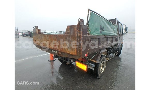 Buy Import Nissan Evalia Brown Truck in Import - Dubai in Ethiopia Buy Import Nissan Evalia Brown Truck in Import - Dubai in Ethiopia