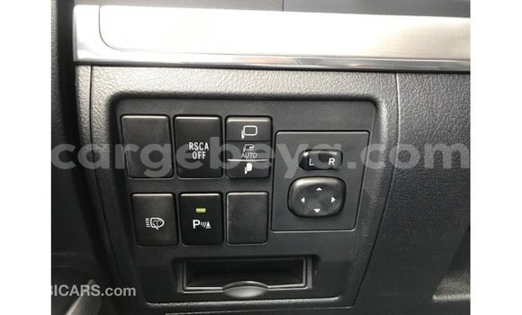 ይግዙ Imported Toyota Land Cruiser ነጭ መኪና በ Import - Dubai በ ኢትዮጵያ ይግዙ Imported Toyota Land Cruiser ነጭ መኪና በ Import - Dubai በ ኢትዮጵያ