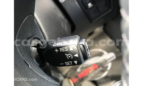 ይግዙ Imported Toyota Land Cruiser ነጭ መኪና በ Import - Dubai በ ኢትዮጵያ ይግዙ Imported Toyota Land Cruiser ነጭ መኪና በ Import - Dubai በ ኢትዮጵያ