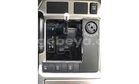 ይግዙ Imported Toyota Land Cruiser ነጭ መኪና በ Import - Dubai በ ኢትዮጵያ ይግዙ Imported Toyota Land Cruiser ነጭ መኪና በ Import - Dubai በ ኢትዮጵያ